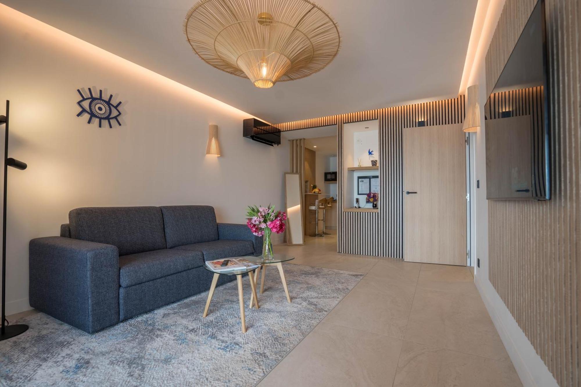Eden Hotel Сен Максим Екстериор снимка
